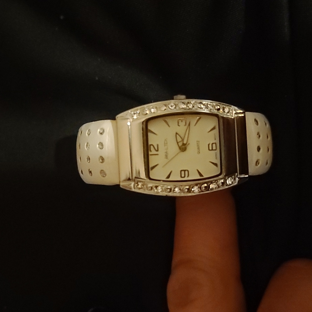 Ana Ltd ladies watch